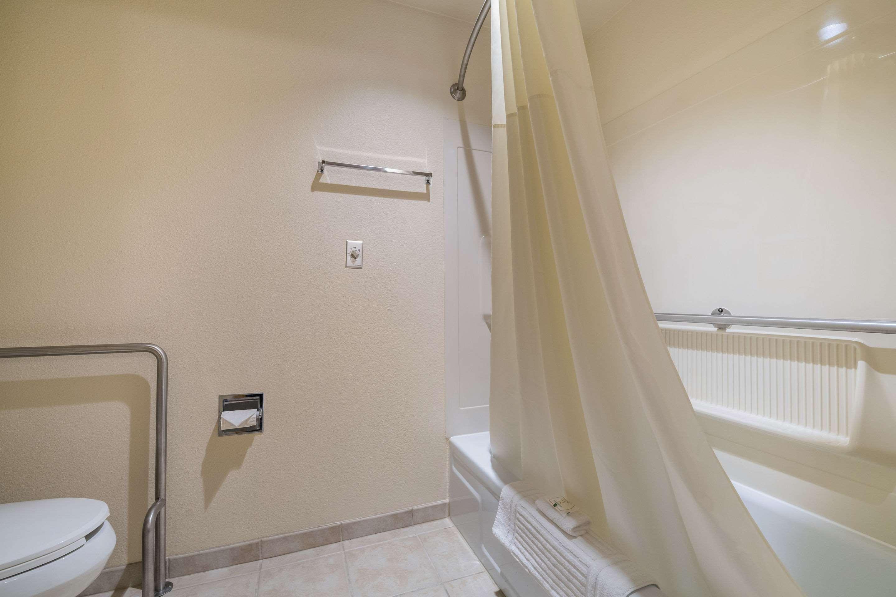Quality Inn & Suites Silverdale Bangor-Keyport Luaran gambar